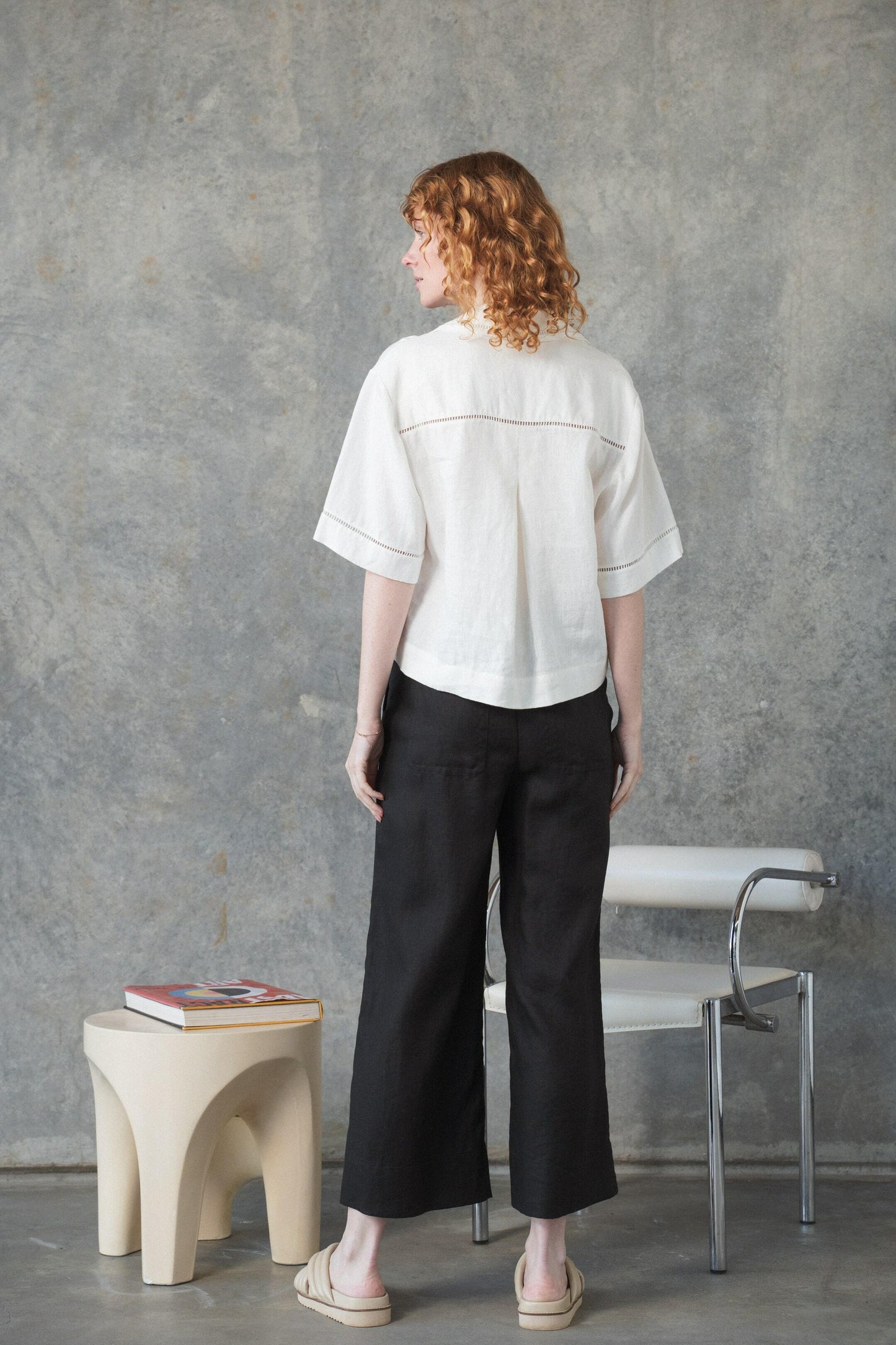 IVY BLACK LINEN CROP PANTS