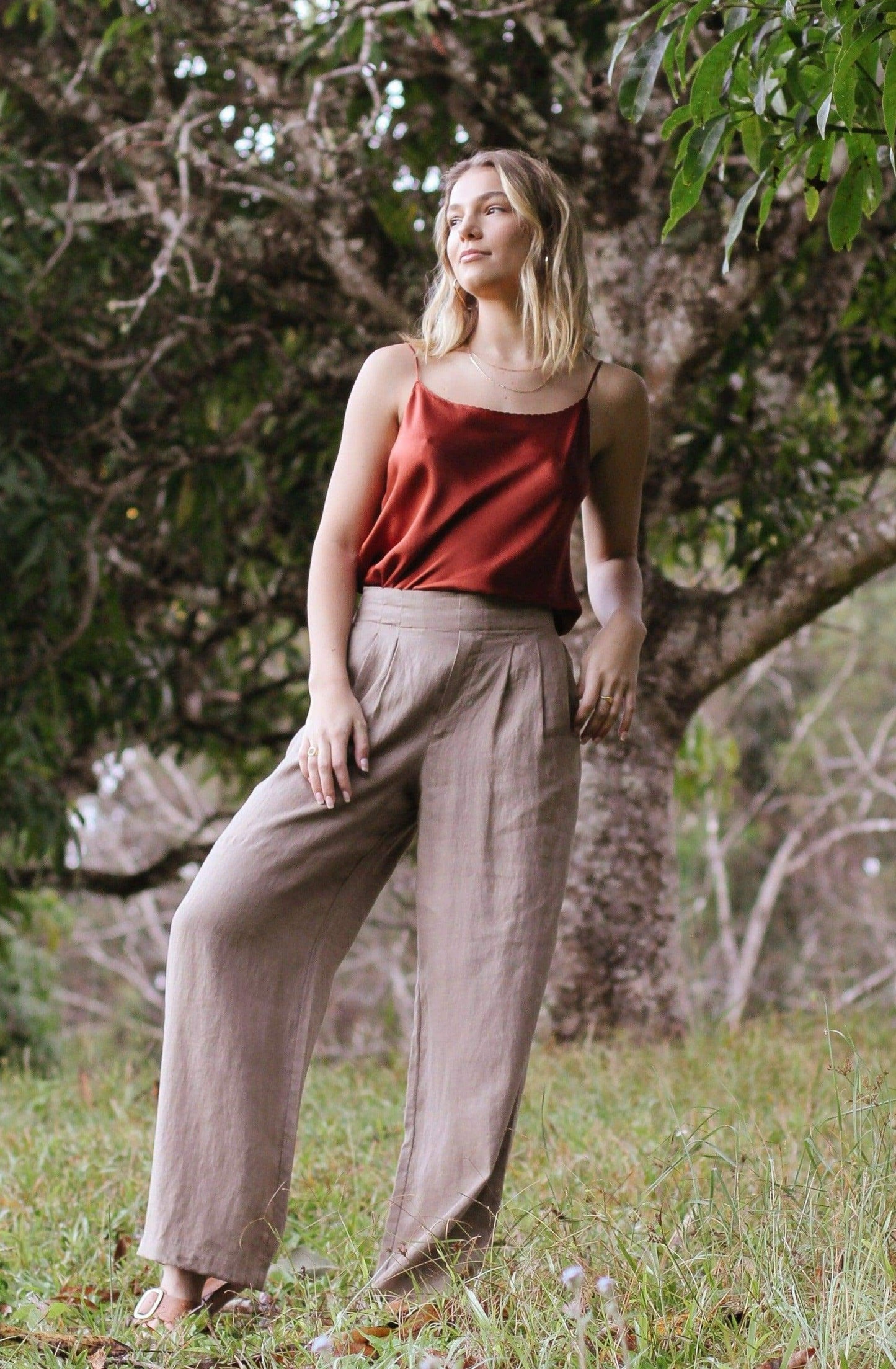 OLIVIA EARTH LINEN PANTS